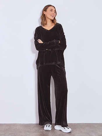 Top and wide leg trousers velvet set in black
