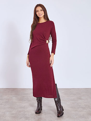 Φόρεμα μάξι με σούρες στο πλάι σε μπορντό