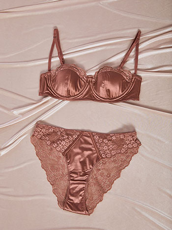 Σετ εσωρούχων σατέν με δαντέλα σε καφέ