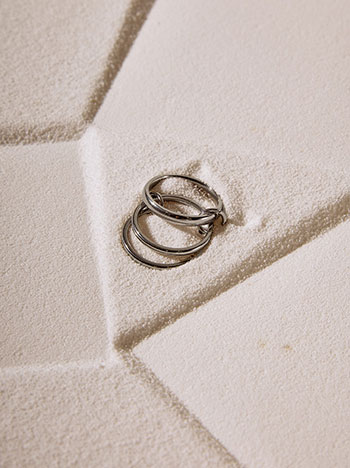 Stainless steel triple band ring in silver