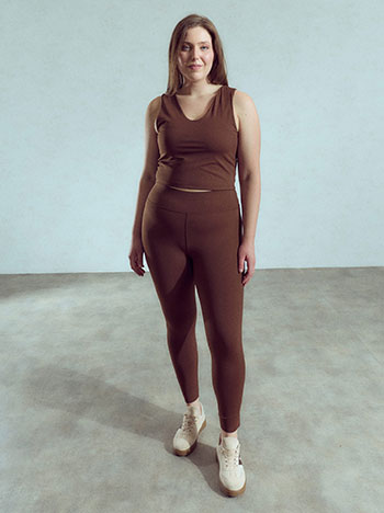 Elastic monochrome leggings in brown