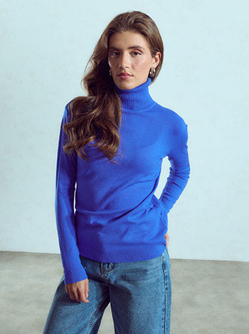 Solid turtleneck in electric blue