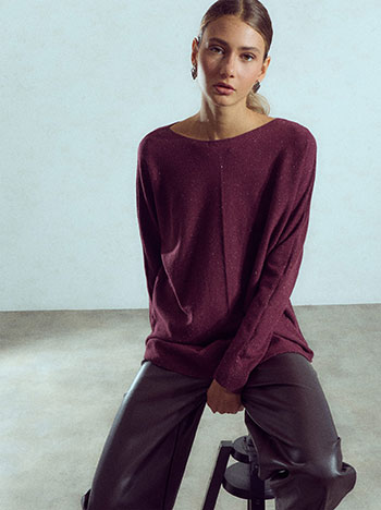 Metallic sweater in wine red