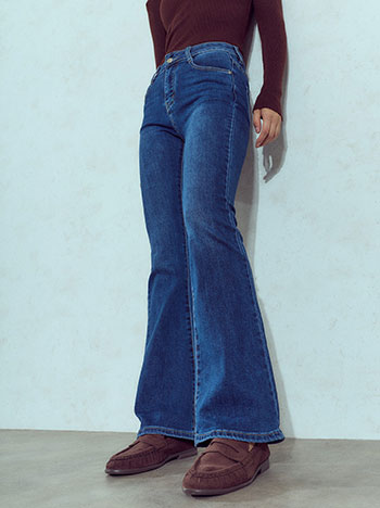 Flare jeans in dark blue