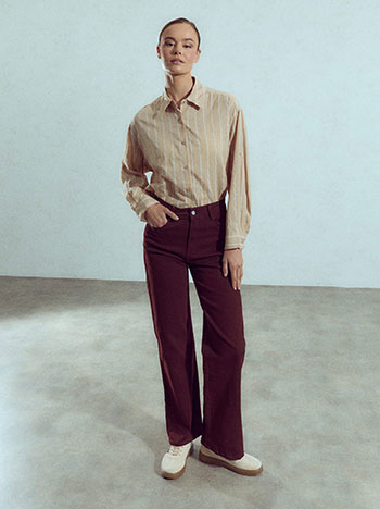 Jeans with cotton in wine red