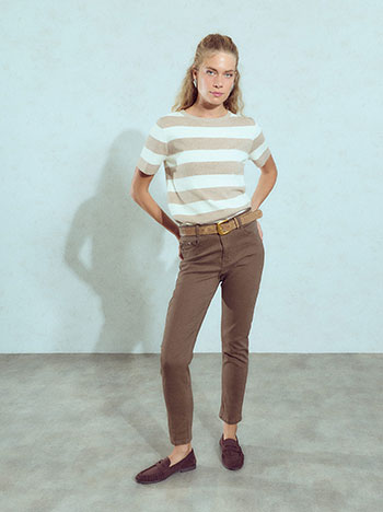 Mom fit jeans with cotton in light brown