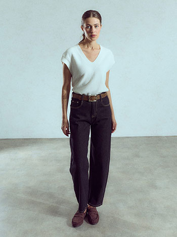 Barrel jeans with detachable belt in black