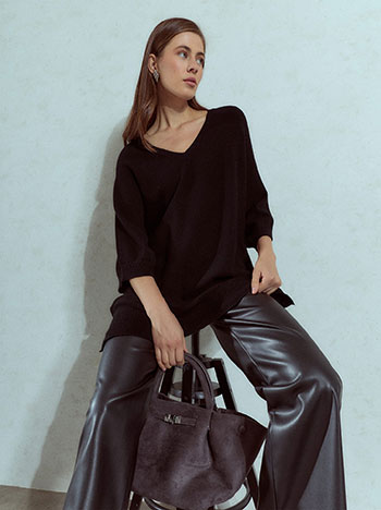 Long oversized sweater in black