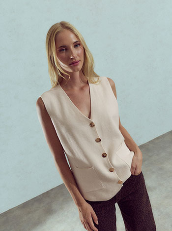Knit vest with metallic buttons in beige