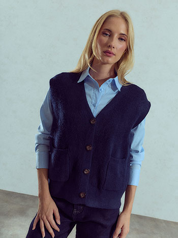 Knit vest with pockets in dark blue