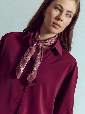 Paisley satin scarf in wine red