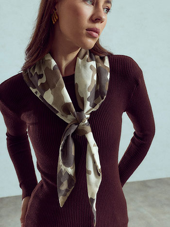 Military viscose scarf in light beige