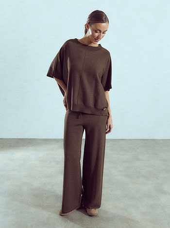 Top and wide leg trousers knitted set in brown