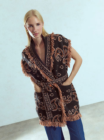 Sleeveless knit cardigan with fringes in black