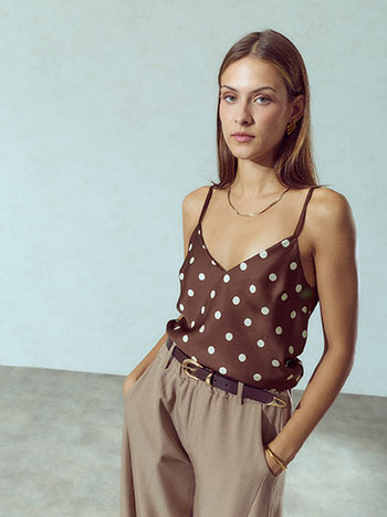 Satin polka dot top in brown