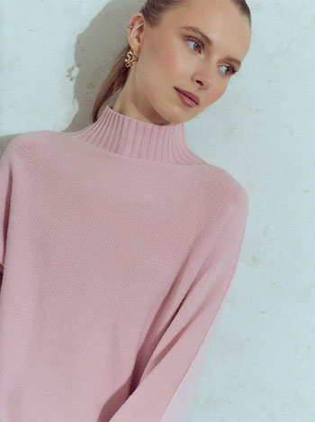 Sweater with soft touch in pink