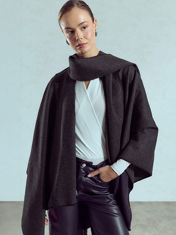 Cape with decorative seam in charcoal