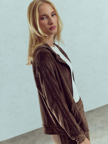Velvet side-stripe tracksuit in brown