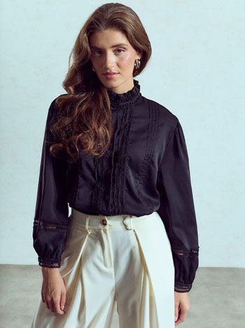 Shirt with pearls in black
