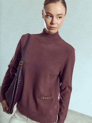 Sweater with metallic details in dark purple