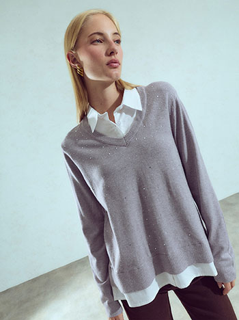 Knit sweater with shirt inserts in grey
