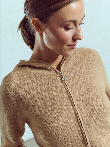 Knit cardigan with hoodie in camel