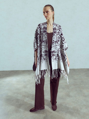Fringed printed cape in off white
