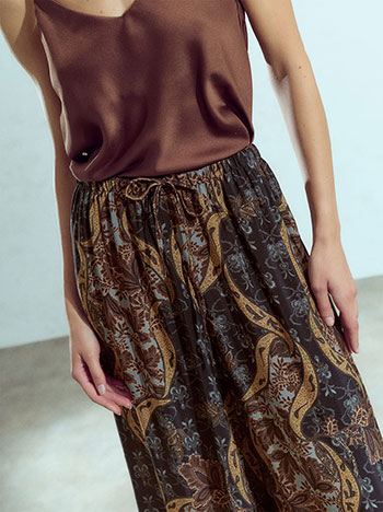 Printed trousers in black