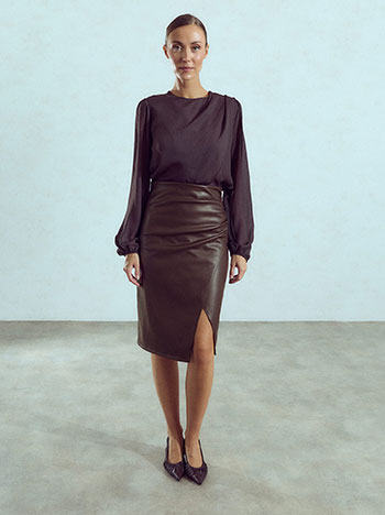 Skirt midi leather effect with ruching in dark brown