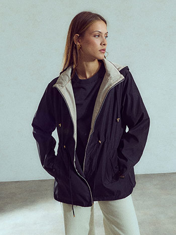 Reversible solid jacket in black