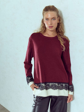Sweater with lace detail in wine red