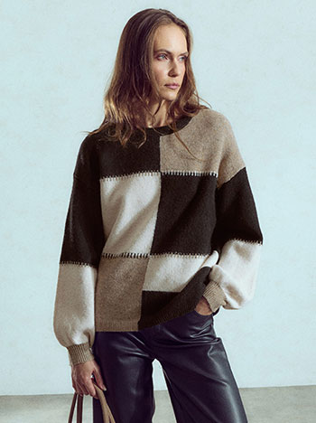 Patchwork knit sweater in black