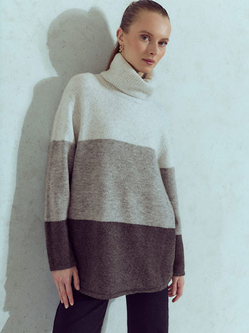 Knit turtleneck with stripes in grey