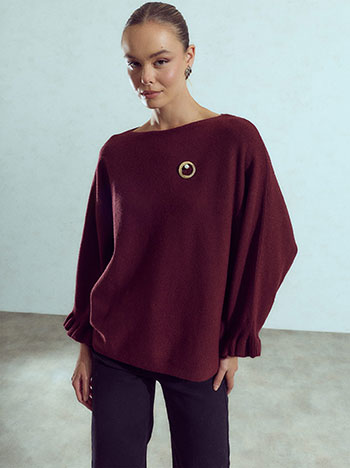 Sweater with detachable pin in wine red