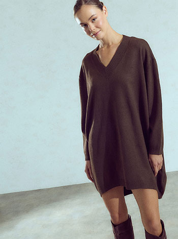 Φόρεμα ασύμμετρο oversized σε καφέ σκούρο