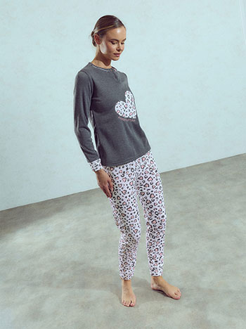 Pyjama set with heart in grey