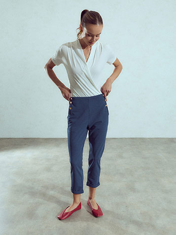 Trousers with decorative buttons in dark blue