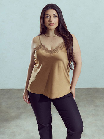 Lingerie with lace details in camel