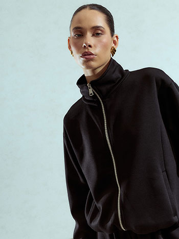 Jacket with elastic hemline in black