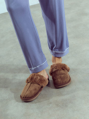 Slippers with fur in brown