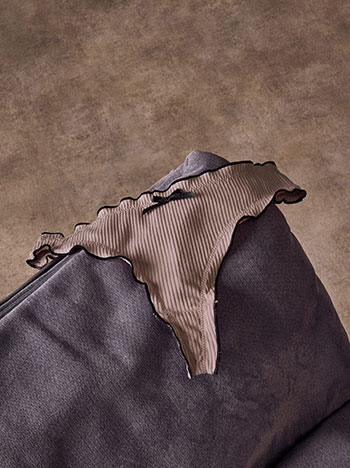 Ribbed thong with cotton in beige