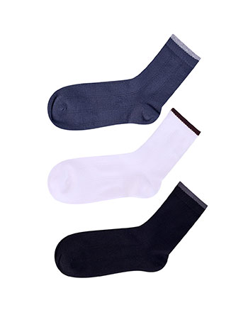 3 pack of mens socks in dark blue, black, white