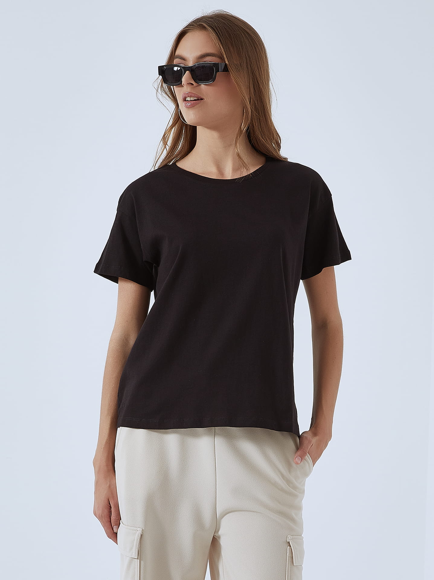 Asymmetric t shirt in black 1.99 Celestino