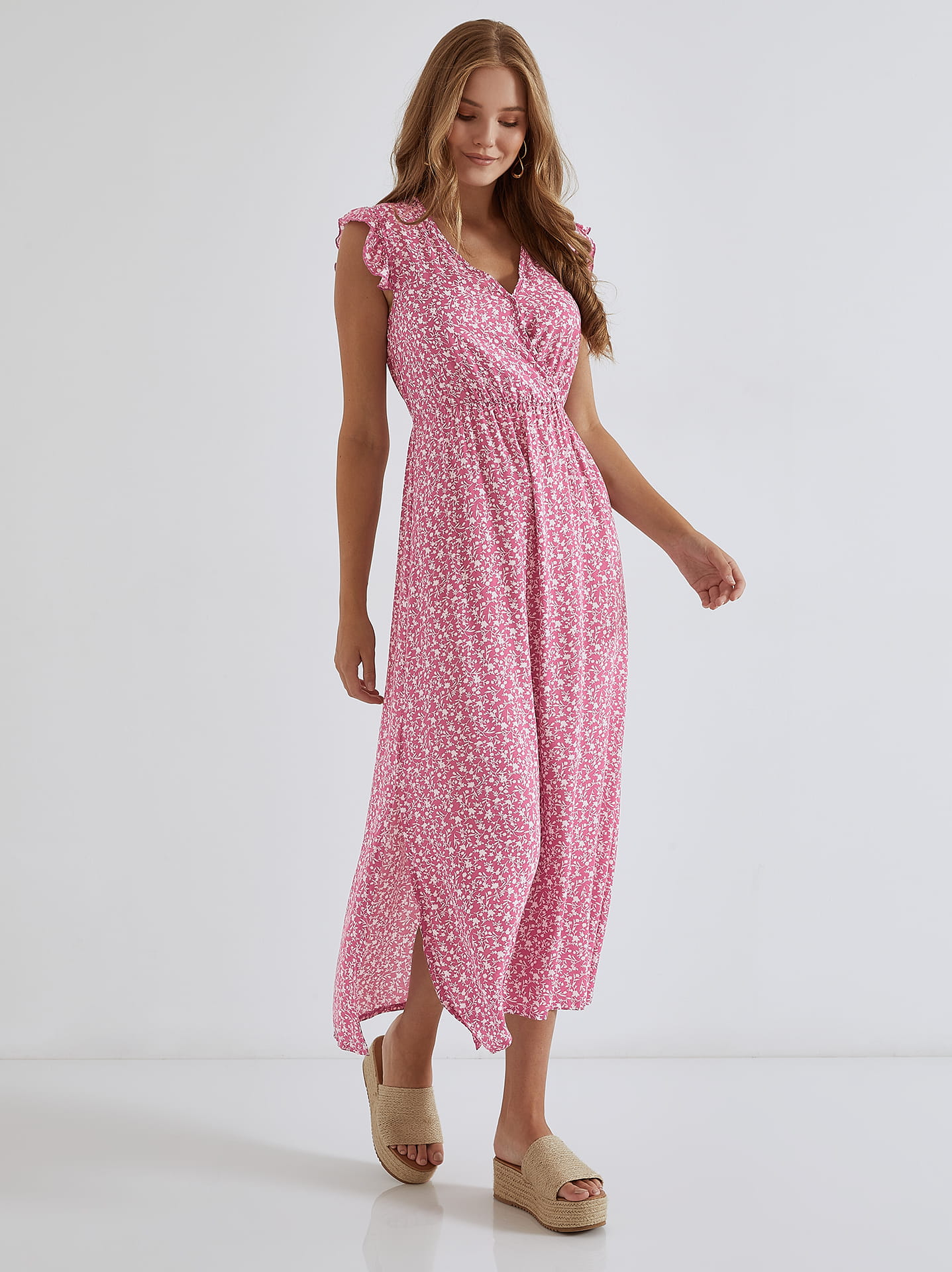 Wrap front maxi dress with flowers in pink, 16.99€ | Celestino