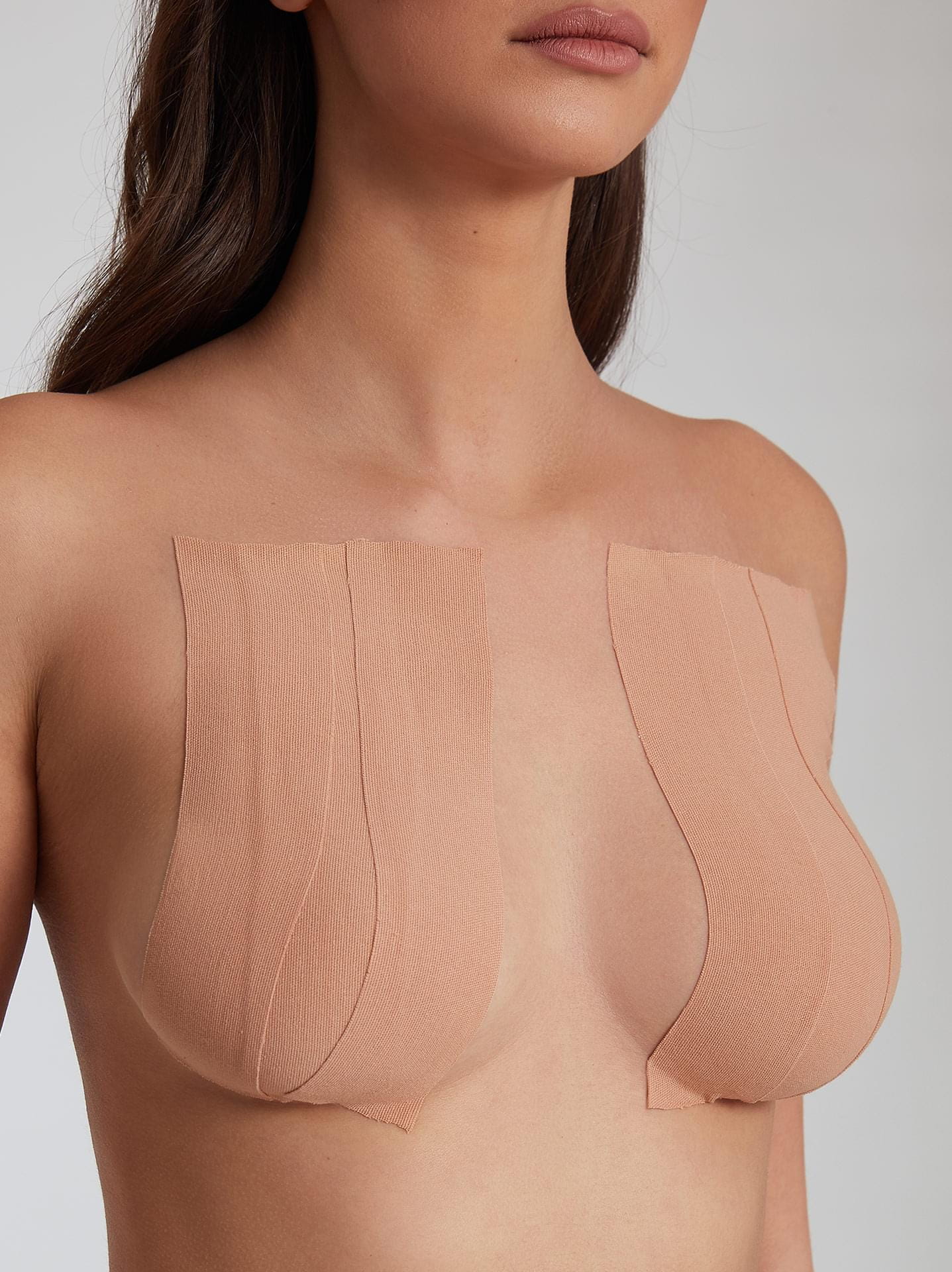 Breast lift tape in beige, 4.99€