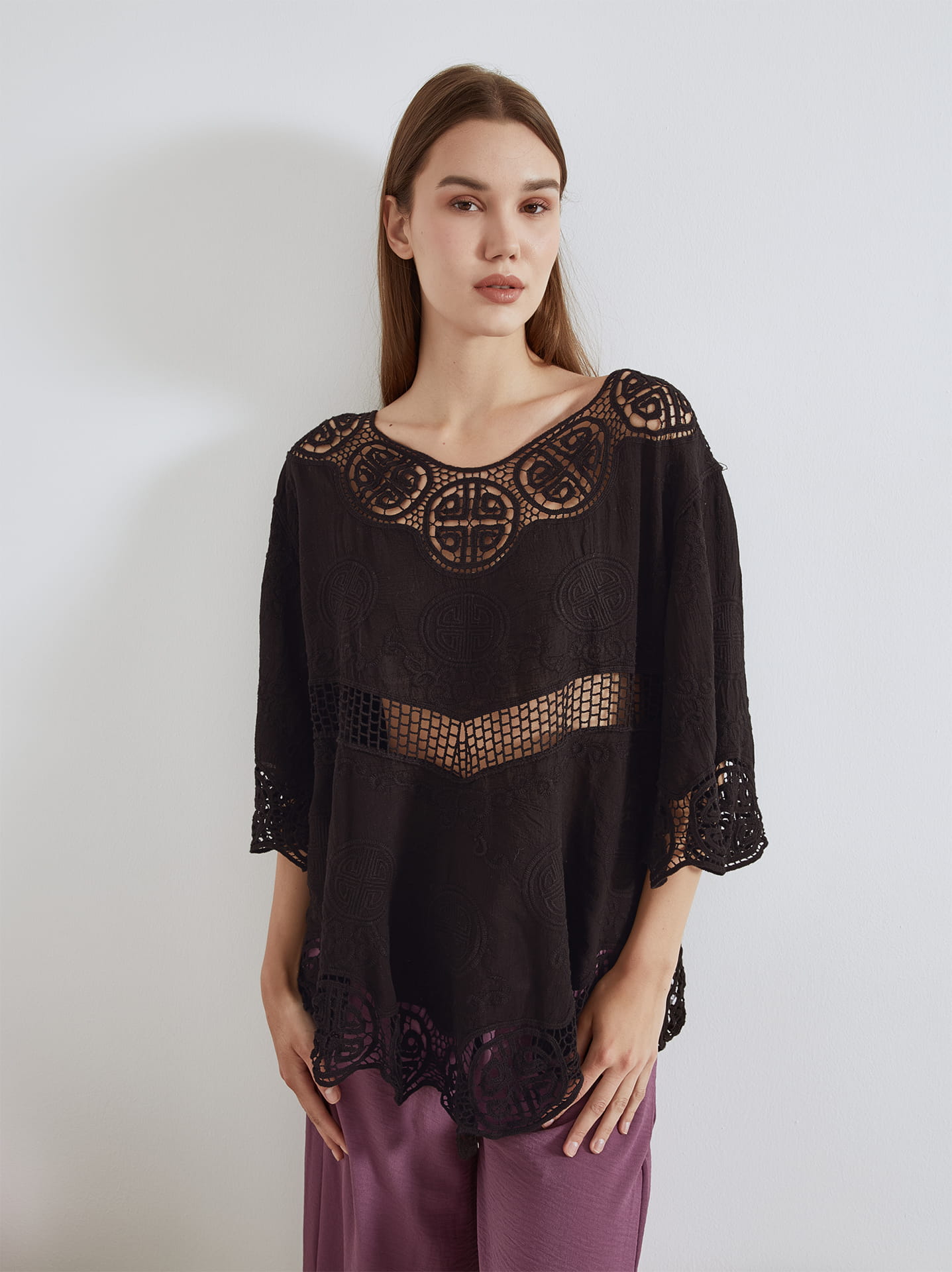 トップス ERiKO KATORi stone cut jacquard camisole Top embroidered with perforated details in black, 19.99