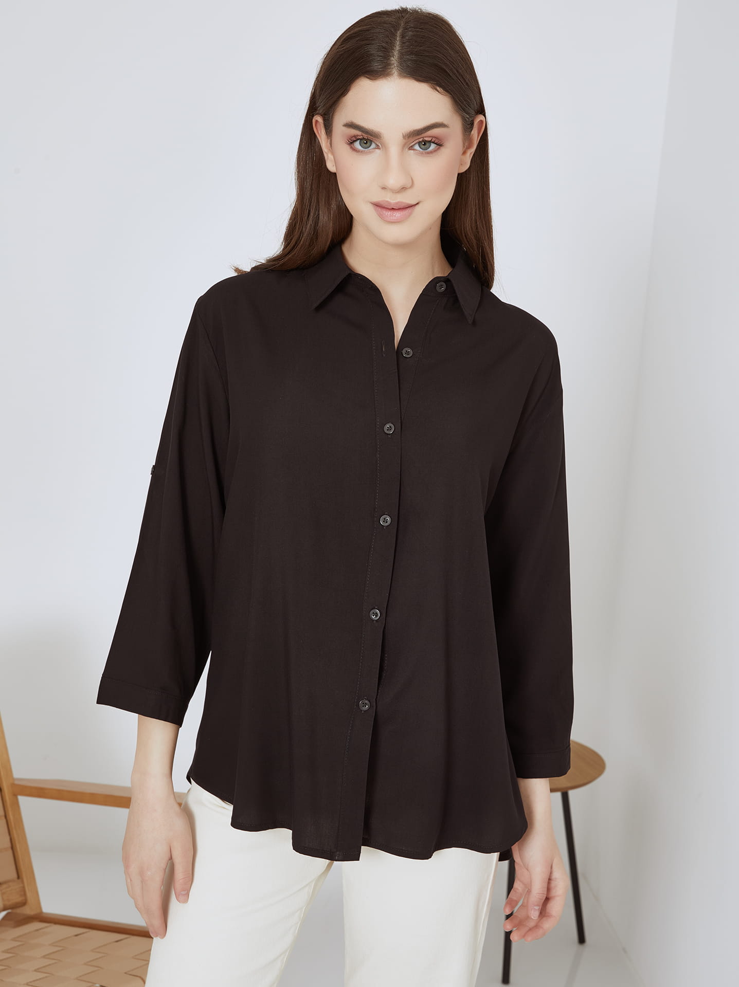Shirt with cotton in black