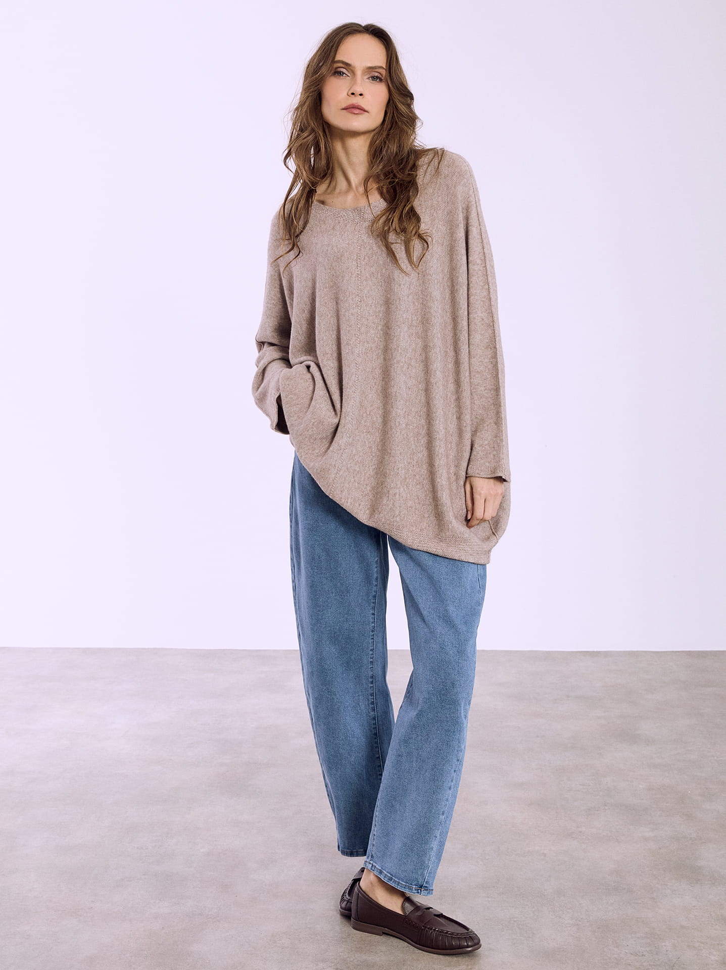 Oversized πουλόβερ με τζιν