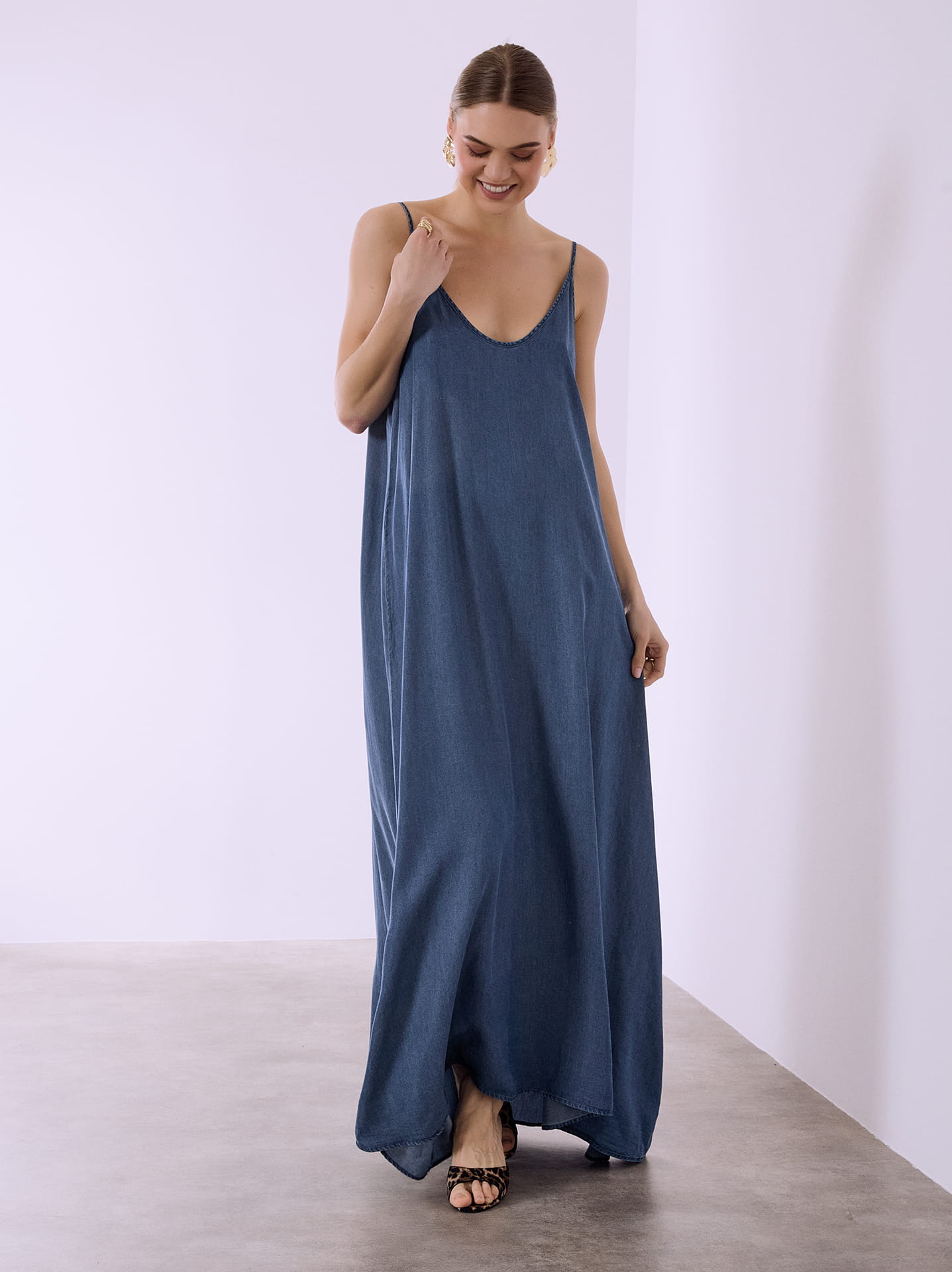 Denim φόρεμα με ζώνη