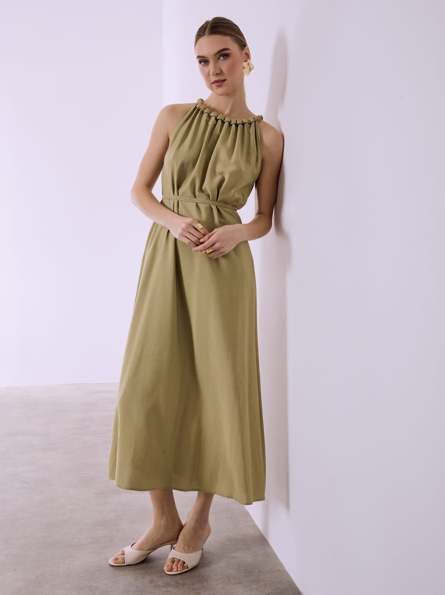 Maxi dress with linen in light khaki, 27.99 | Celestino